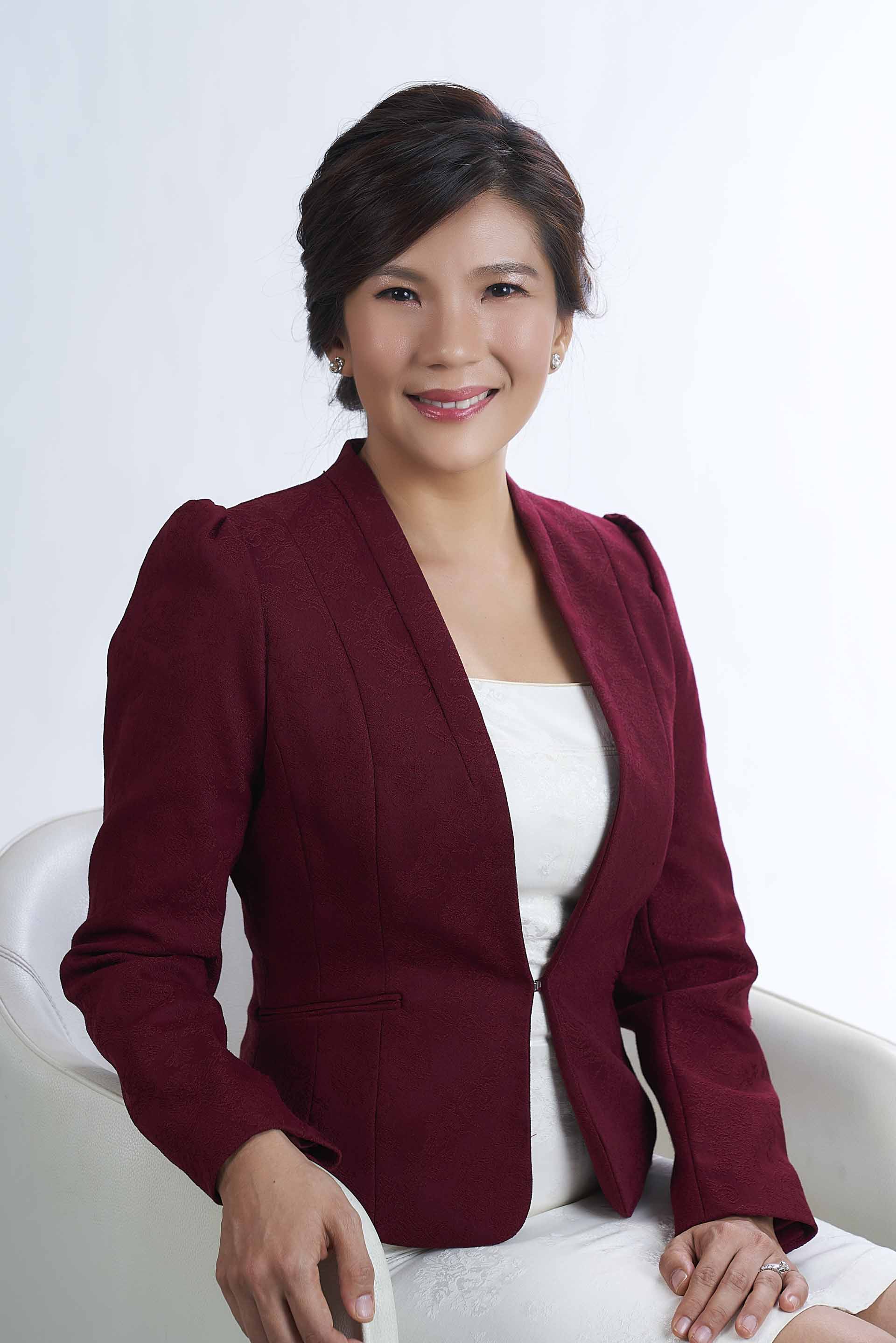 Corporate-Portrait-Photography-Singapore-Johna-47 Corporate-Portrait-Photography-Singapore-Johna-47