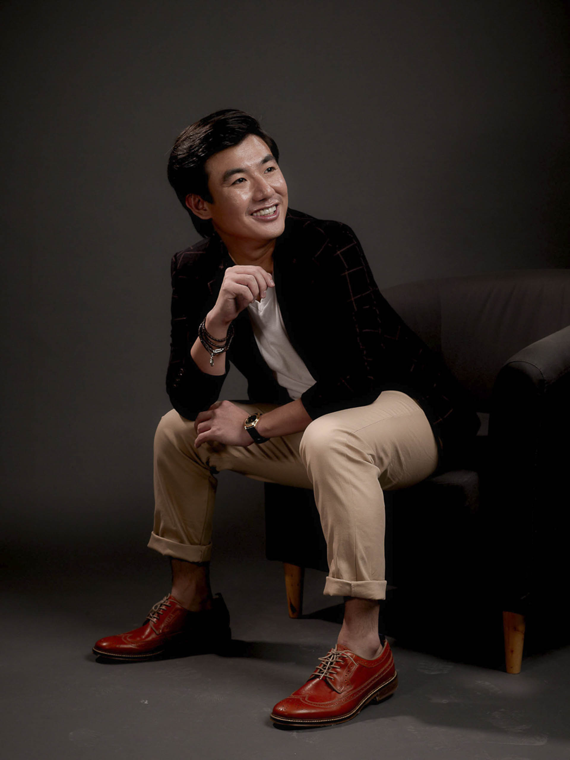 Corporate-Portrait-Photography-Singapore-Johna-6 Corporate-Portrait-Photography-Singapore-Johna-6
